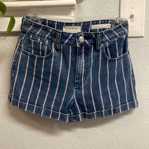 STRIPED PACSUN MOM SHORTS SIZE 25